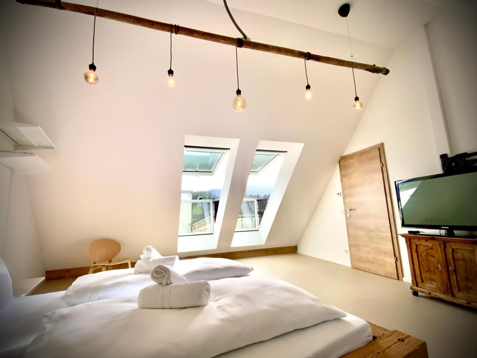 Apartamento Waterfront - Urbane Eleganz Am Bachufer Villach Exterior foto